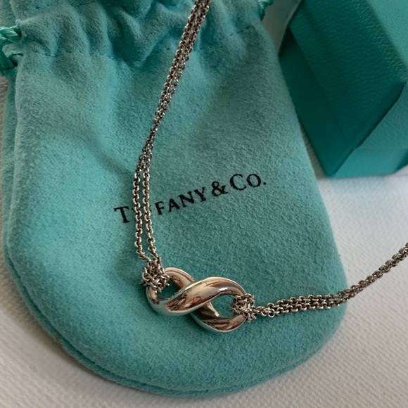 Tiffany & Co. Infinity pendent necklace - Picture 5 of 5